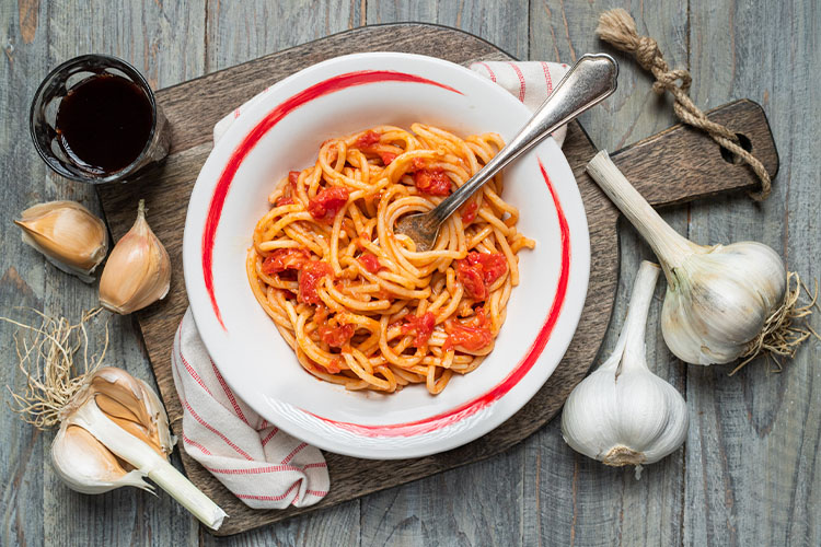 Pici all'aglione